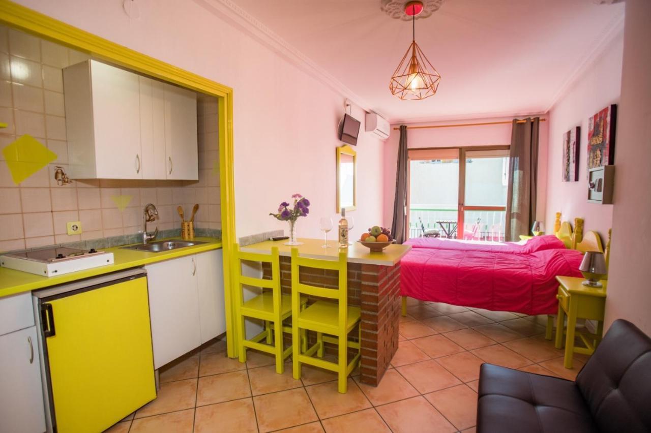 Apartamentos Carihuela Torremolinos Eksteriør bilde